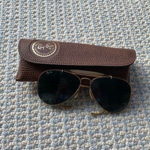 RARE vintage ray ban aviator sunglasses!